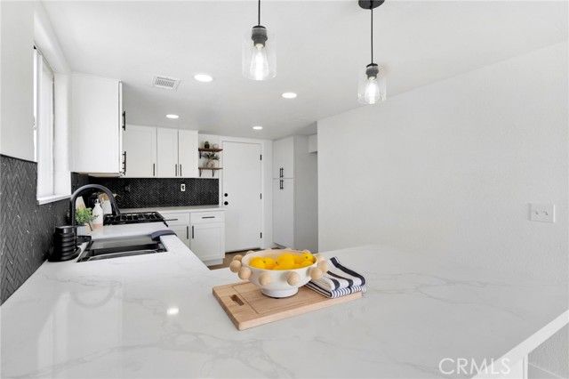 13620 Glengarry Drive, Victorville, CA 92392