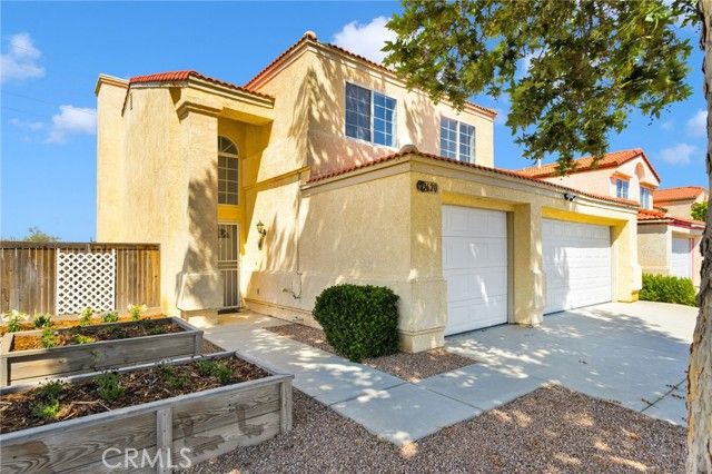 13620 Glengarry Drive, Victorville, CA 92392