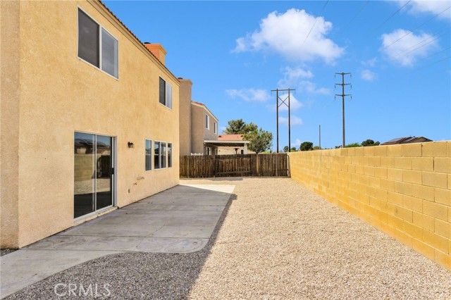 13620 Glengarry Drive, Victorville, CA 92392