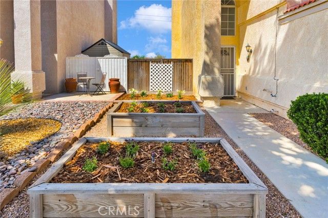 13620 Glengarry Drive, Victorville, CA 92392