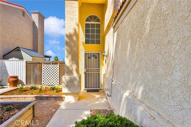 13620 Glengarry Drive, Victorville, CA 92392