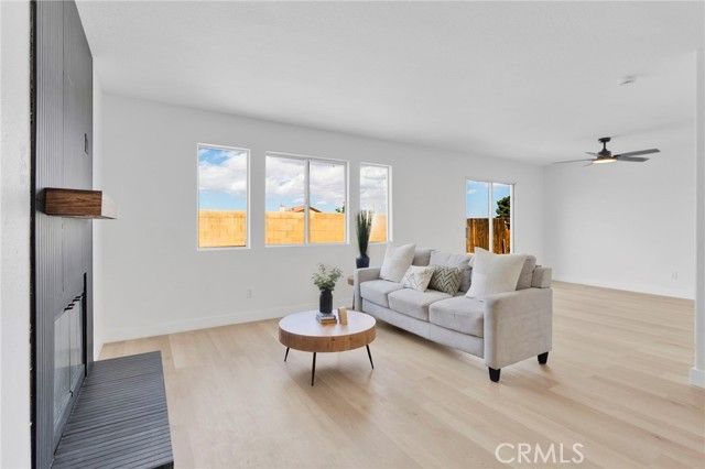 13620 Glengarry Drive, Victorville, CA 92392