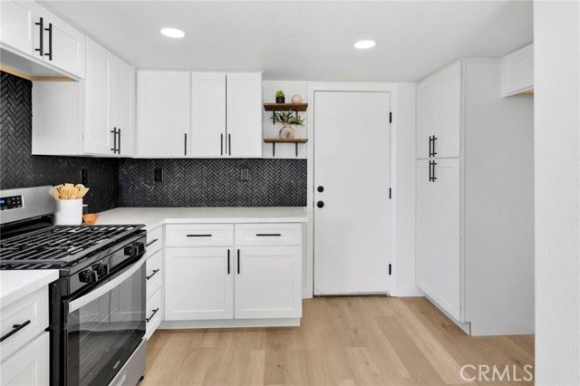 13620 Glengarry Drive, Victorville, CA 92392