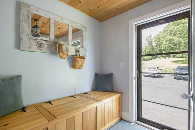 330 Knox Marsh Road, Madbury, NH 03823