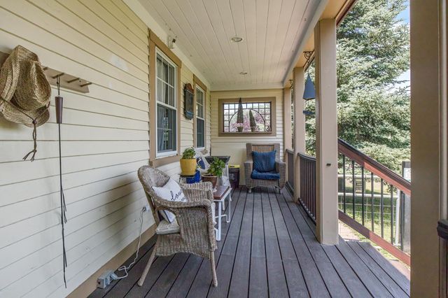 330 Knox Marsh Road, Madbury, NH 03823