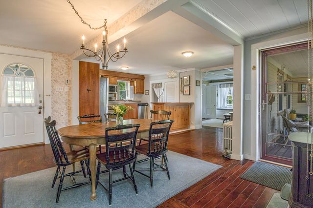 330 Knox Marsh Road, Madbury, NH 03823