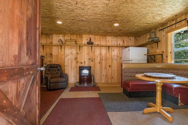330 Knox Marsh Road, Madbury, NH 03823