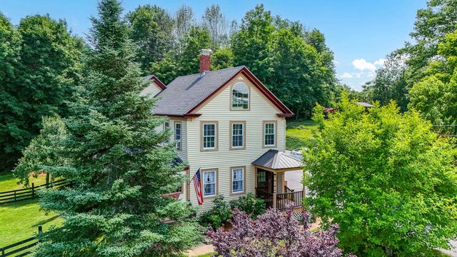 330 Knox Marsh Road, Madbury, NH 03823