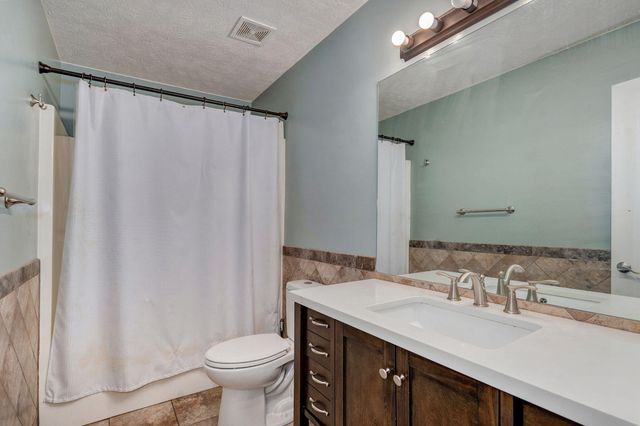 3878 S Leawood Avenue, Springfield, MO 65807