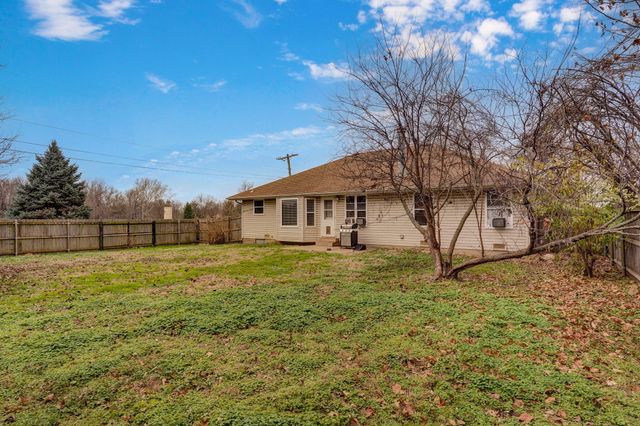 3878 S Leawood Avenue, Springfield, MO 65807