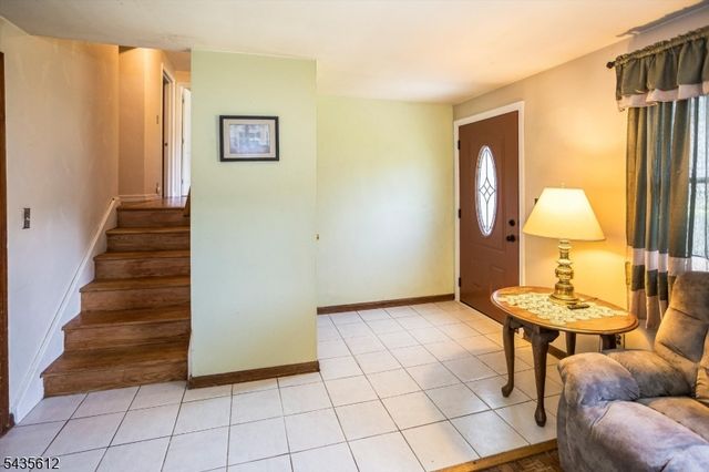 22 Forest Trl, Denville Twp., NJ 07834