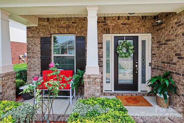 14706 Vaughan Drive, Charlotte, NC 28273