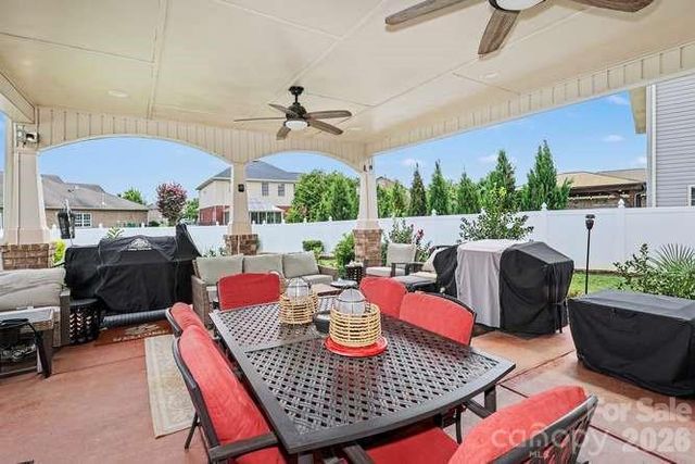 14706 Vaughan Drive, Charlotte, NC 28273