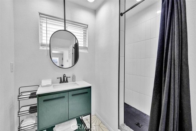 1335 Fortuna Ave, Landers, CA 92285