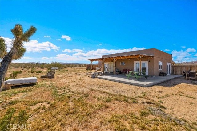 1335 Fortuna Ave, Landers, CA 92285