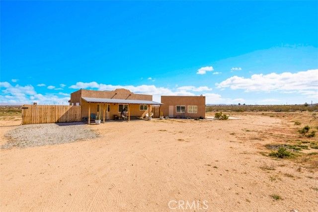 1335 Fortuna Ave, Landers, CA 92285