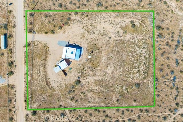 1335 Fortuna Ave, Landers, CA 92285