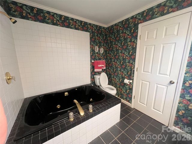 3393 Anderson Mountain Road, Maiden, NC 28650