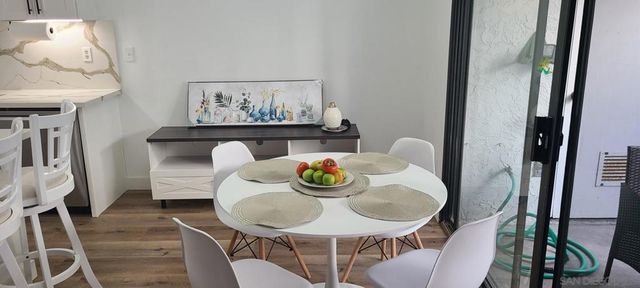 546 VIA DE LA VALLE F, Solana Beach, CA 92075