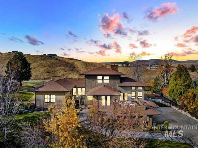 13069 N Town Ridge Rd, Boise, ID 83714