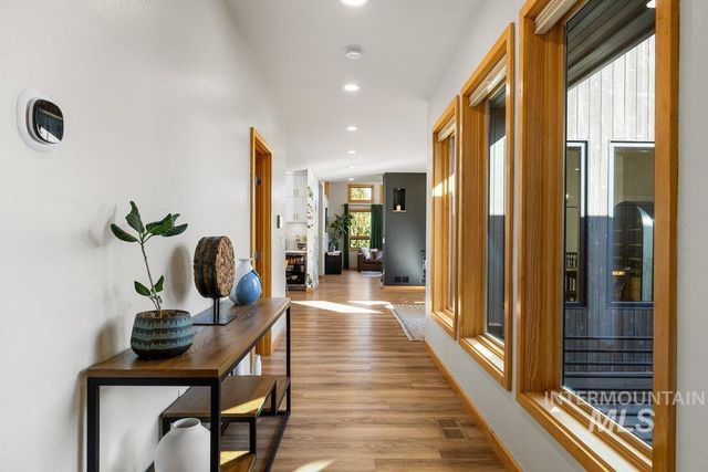 13069 N Town Ridge Rd, Boise, ID 83714