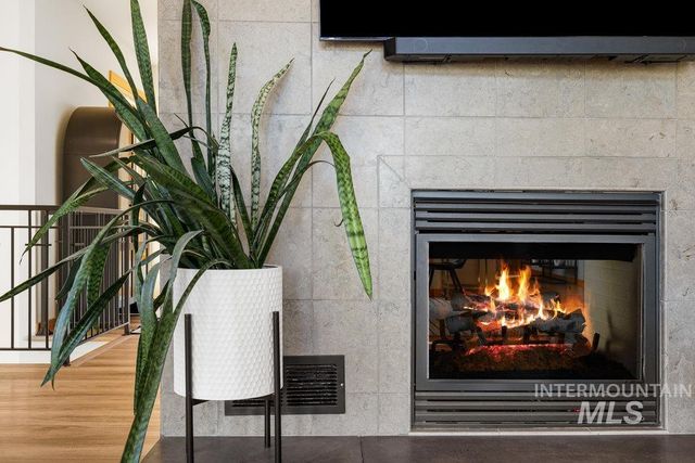 13069 N Town Ridge Rd, Boise, ID 83714