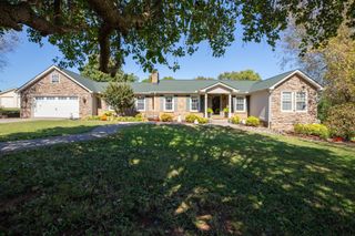 2722 Highland Park Dr, Murfreesboro, TN 37129