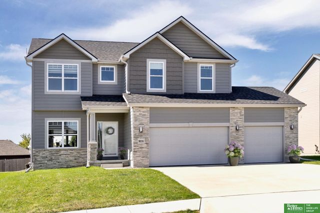 9016 N 171st Street, Bennington, NE 68007