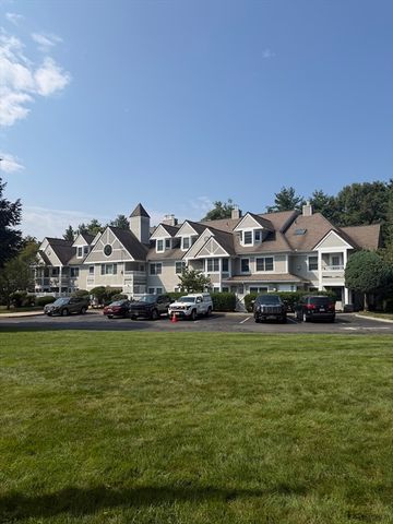 661 Lowell St 17, Lexington, MA 02420