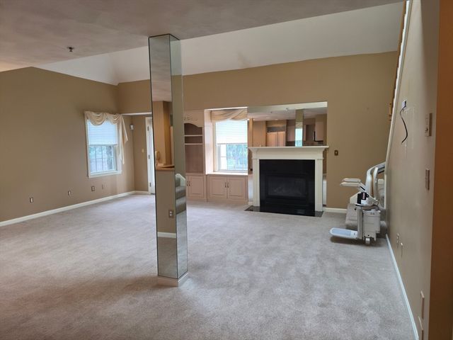 661 Lowell St 17, Lexington, MA 02420