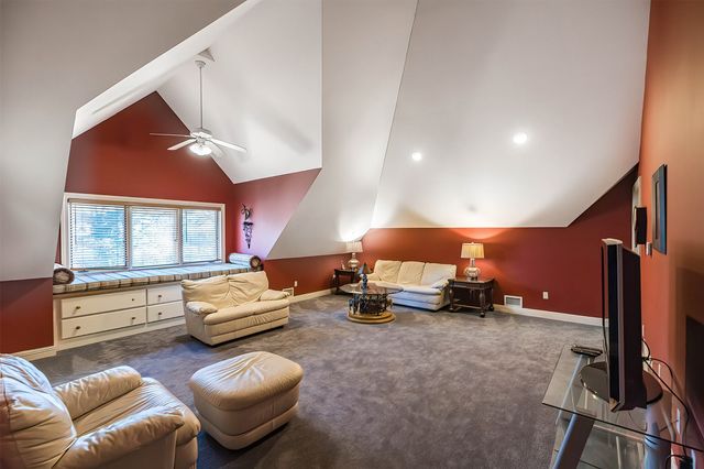 1505 S SHORE Drive, Erie, PA 16505