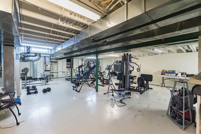 1505 S SHORE Drive, Erie, PA 16505