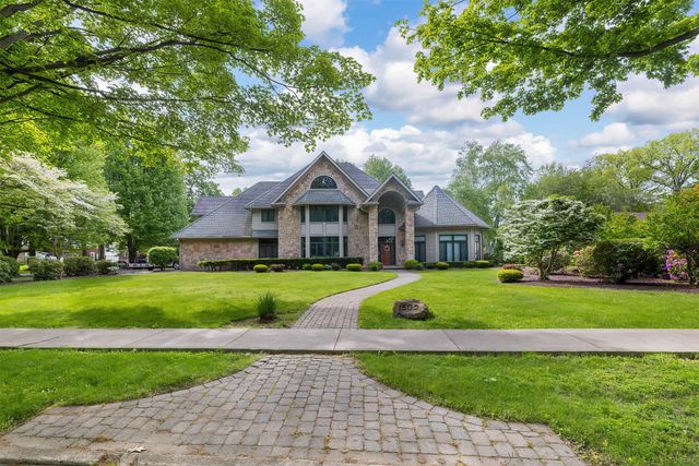 1505 S SHORE Drive, Erie, PA 16505