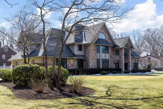 1505 S SHORE Drive, Erie, PA 16505