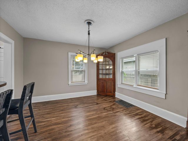 5118 James Avenue N, Minneapolis, MN 55430