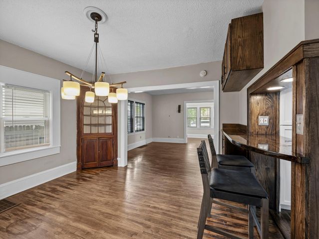 5118 James Avenue N, Minneapolis, MN 55430