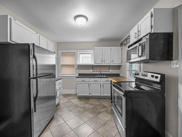 5118 James Avenue N, Minneapolis, MN 55430