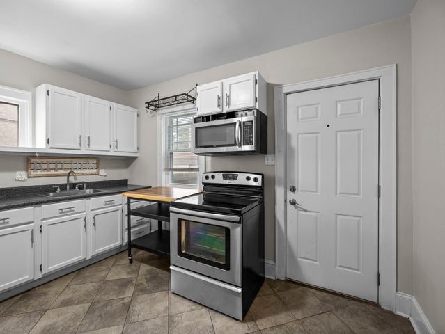 5118 James Avenue N, Minneapolis, MN 55430