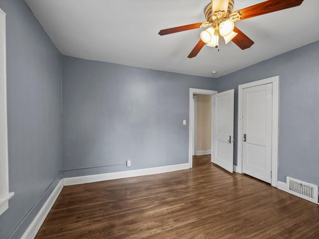 5118 James Avenue N, Minneapolis, MN 55430