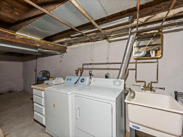 5118 James Avenue N, Minneapolis, MN 55430