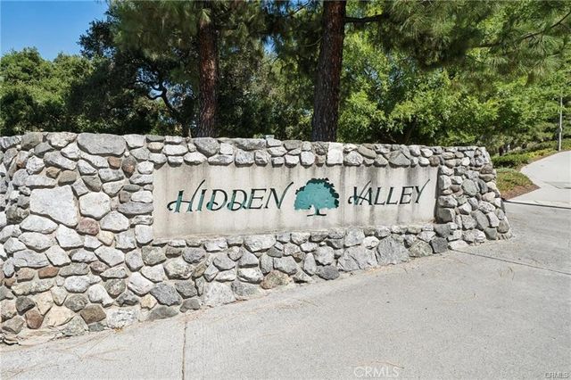 23491 Thornewood, Newhall, CA 91321