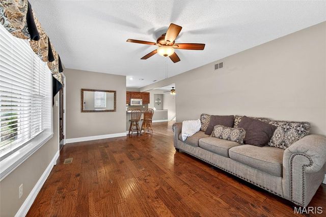 5591 Old State Route 21, House Springs, MO 63051