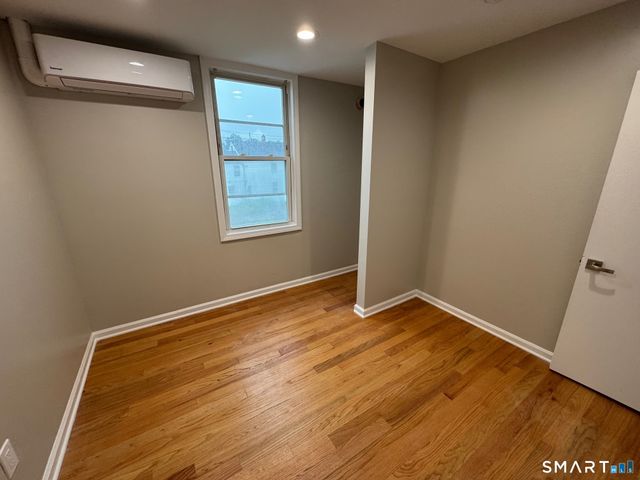 165 School Street 4, Bristol, CT 06010