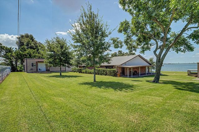 1730 Hillcrest Street, Baytown, TX 77520
