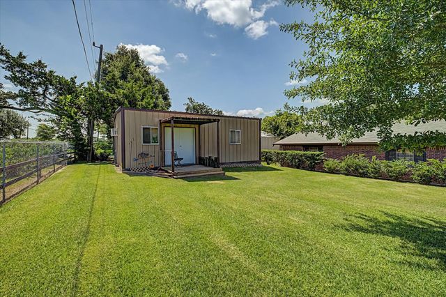 1730 Hillcrest Street, Baytown, TX 77520