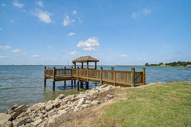 1730 Hillcrest Street, Baytown, TX 77520