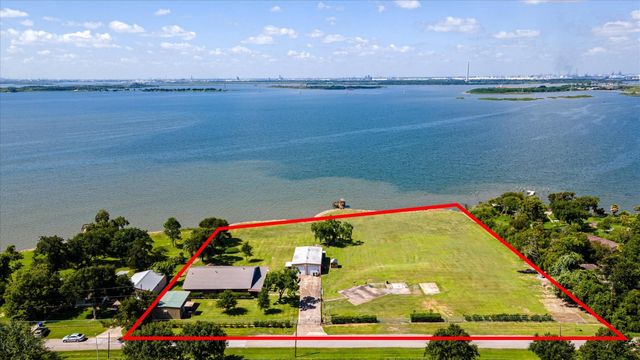 1730 Hillcrest Street, Baytown, TX 77520
