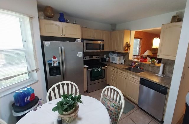 651 NW 79th Avenue Apt 104, Pembroke Pines, FL 33024