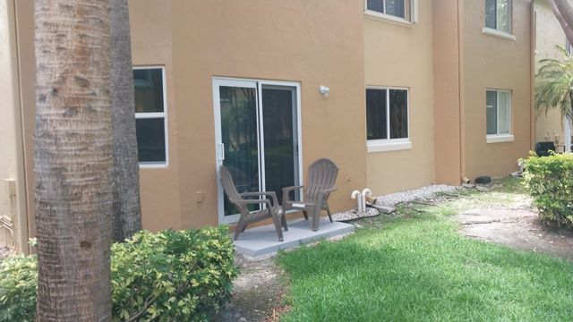 651 NW 79th Avenue Apt 104, Pembroke Pines, FL 33024
