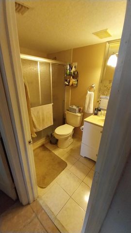 651 NW 79th Avenue Apt 104, Pembroke Pines, FL 33024